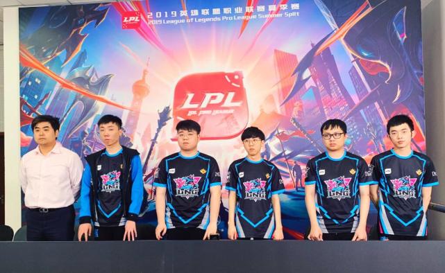 並以薩裏為 並以薩裏為