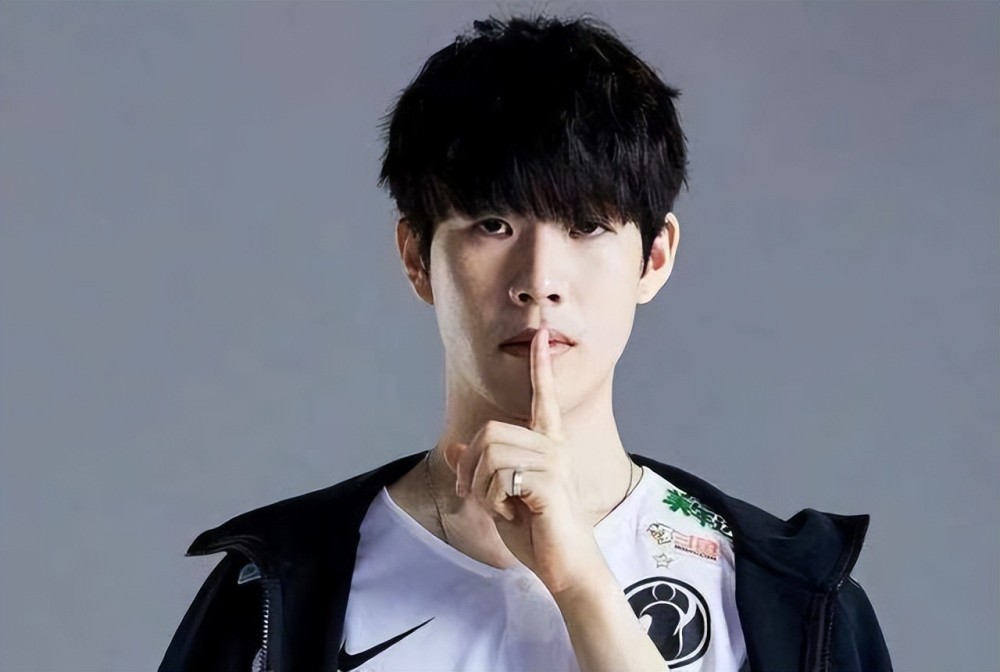 斯采取更加 斯采取更加