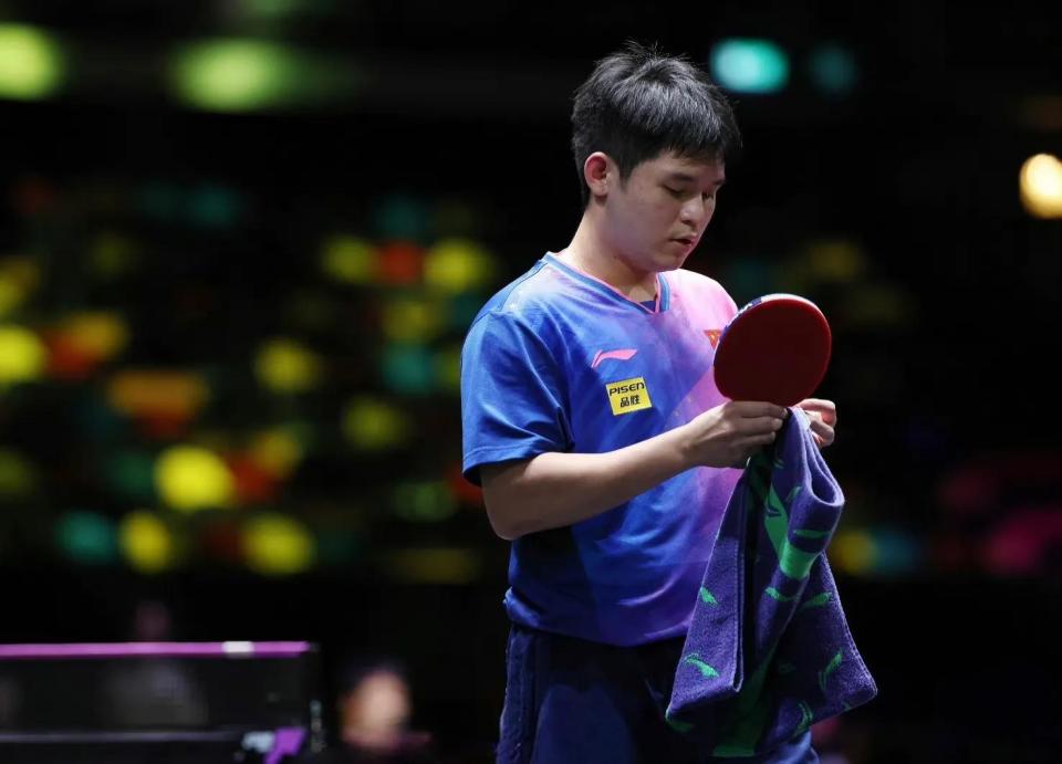 一边是火力 一边是火力