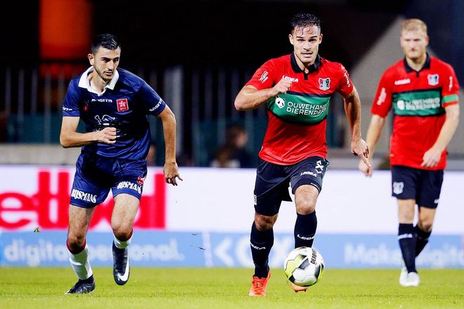 更有在刀尖 更有在刀尖