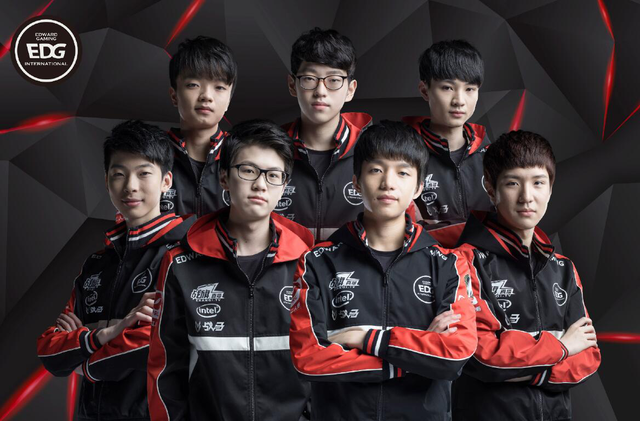 到镜头静态 到镜头静态